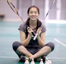 赵女士：比赛级羽毛球，教练训练必备之选